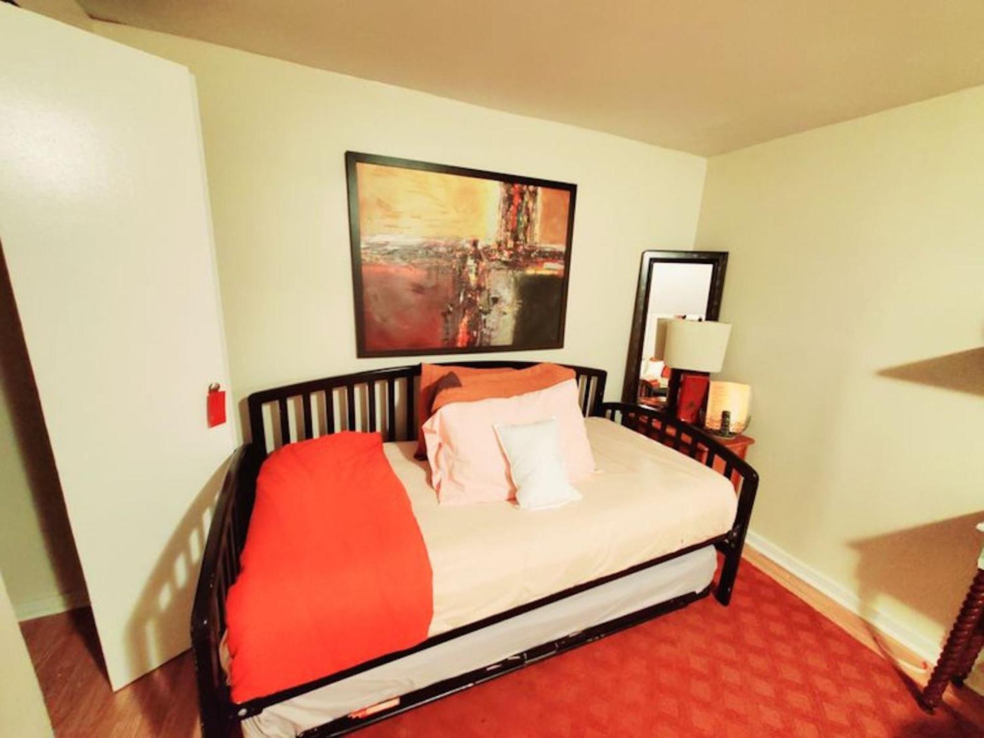 ניו הייבן Room In Guest Room - Fall Room 3Min From Yale, And Other Colleges מראה חיצוני תמונה